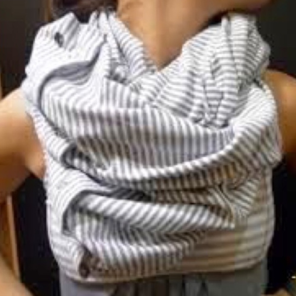 Lululemon Blurred Grey Vinyasa Scarf Stripe Large